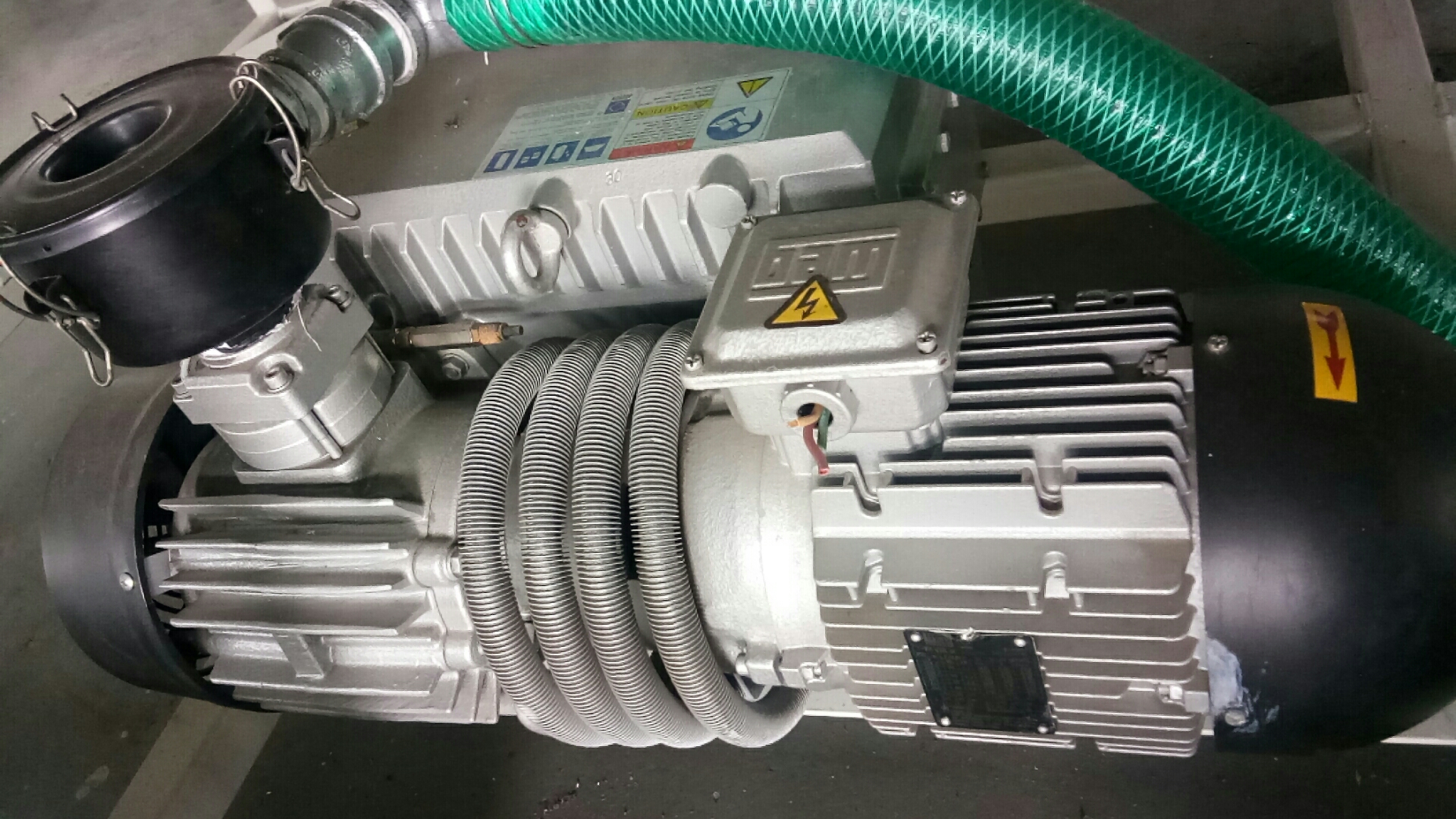 vacuum pump